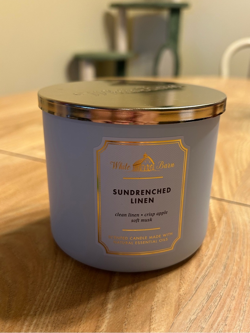 White Barn Sundrenched Linen Candle